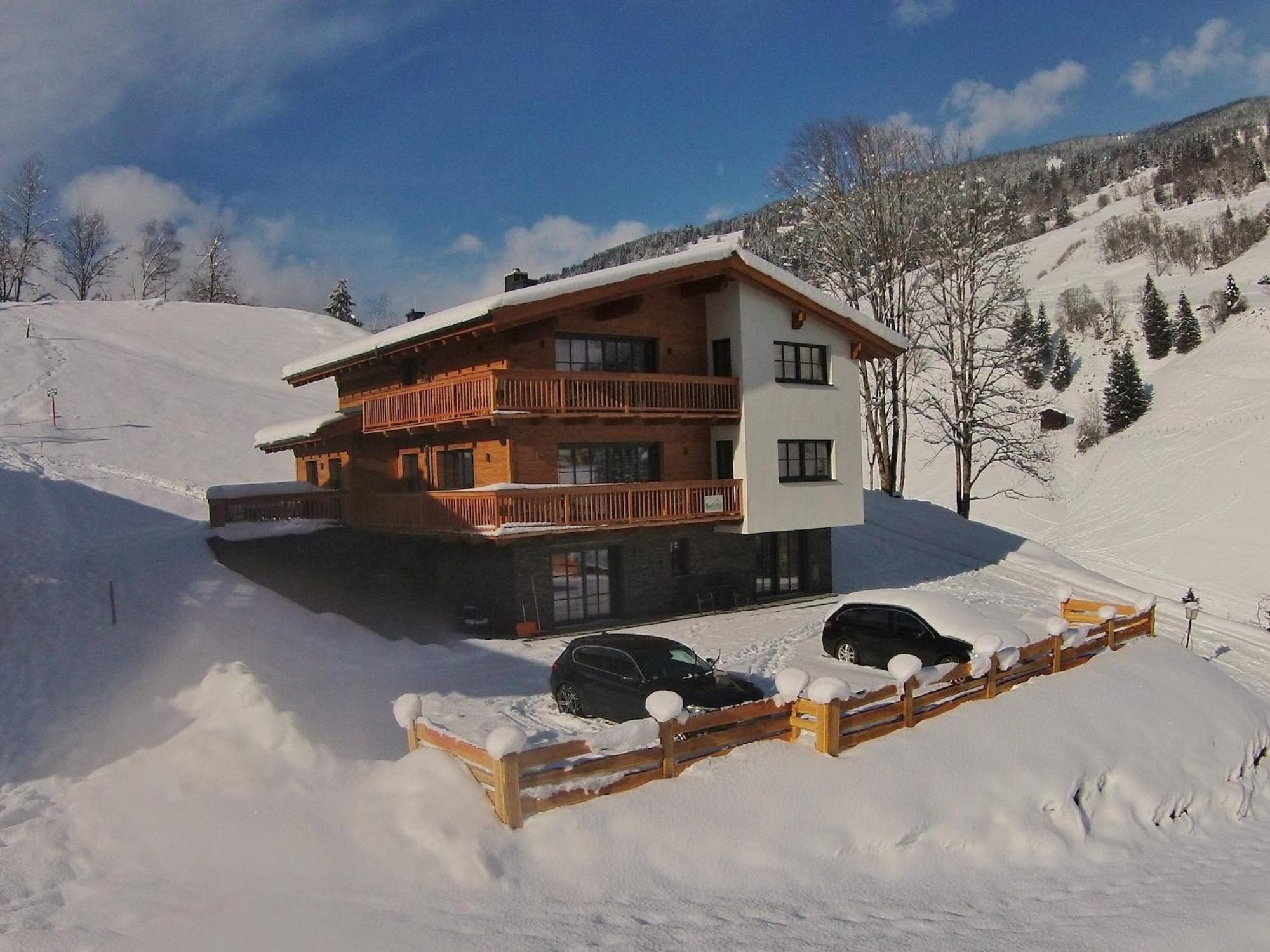 Modern Chalet With Sauna Near Ski Area In Saalbach Hinterglemm Salzburgerland 외부 사진